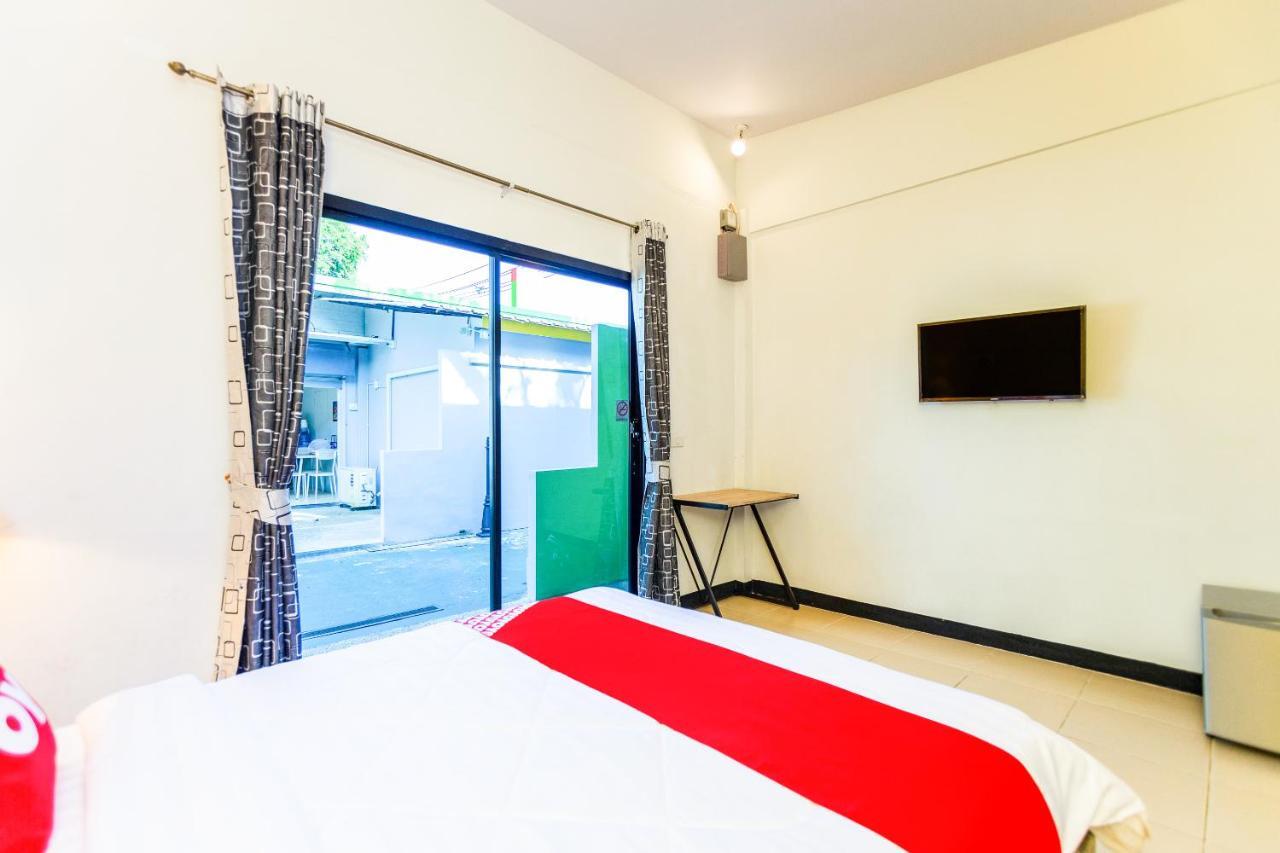 Oyo 450 Rawai Studios Resort Екстериор снимка